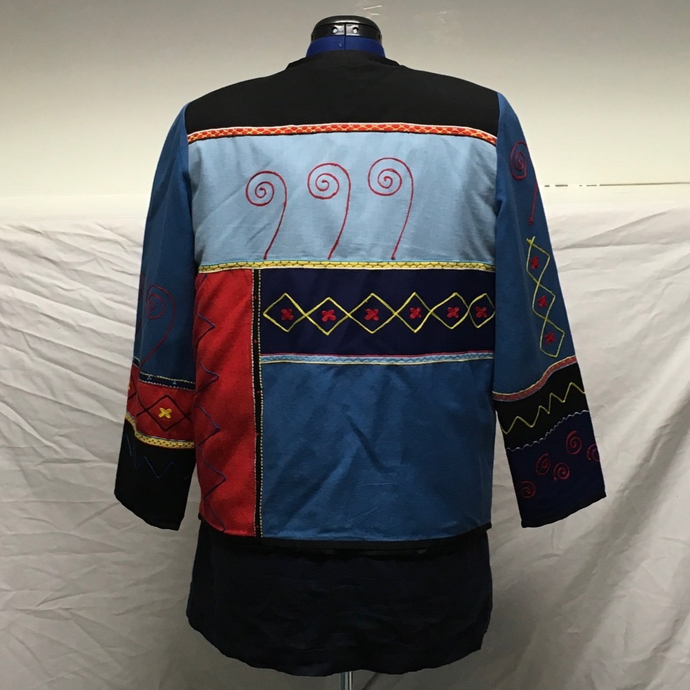 Patterned Jacket - Picture 4 of 6
